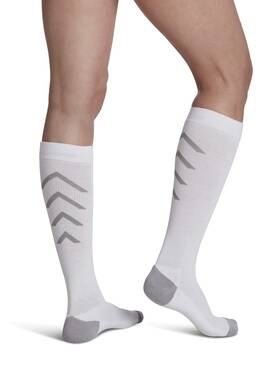 Sigvaris 401cx00 Mens And Womens 401 Athletic Recovery Calf High Socks 15-20mmhg - Wh