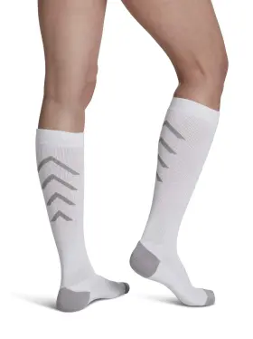15-20mmhg Sigvaris 401cx00 Mens And Womens 401 Athletic Recovery Calf High Socks - Wh